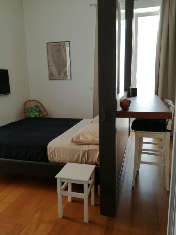 B&B Fabricanovantacinque Trani Esterno foto